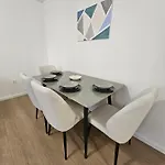Aveniq Διαμέρισμα